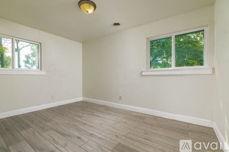 Haltom City House: 4400 Jane Anne St