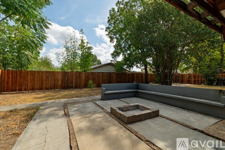 Haltom City House: 4400 Jane Anne St