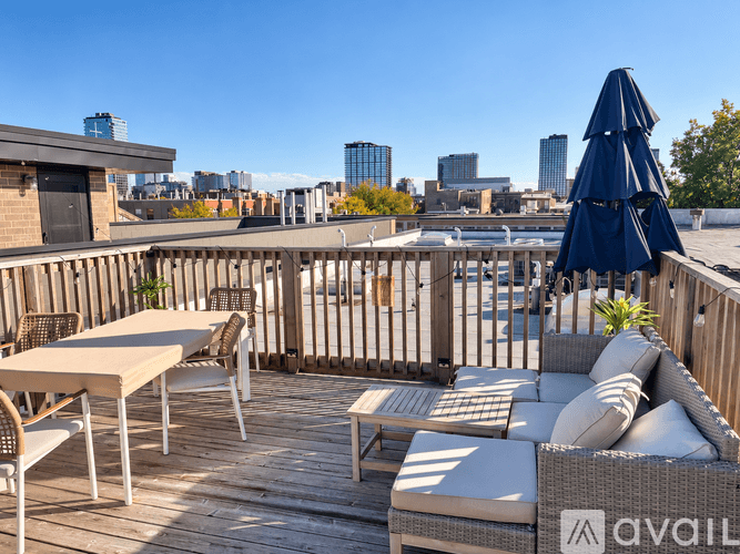 Chicago Apartment: 1344 W Ohio St