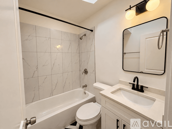 Chicago Apartment: 1344 W Ohio St