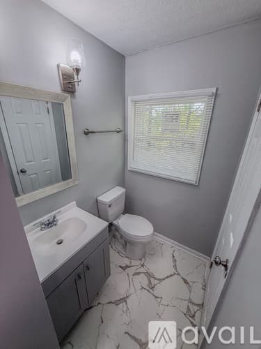 Fort Valley House: 1461 Rolling Hill Road