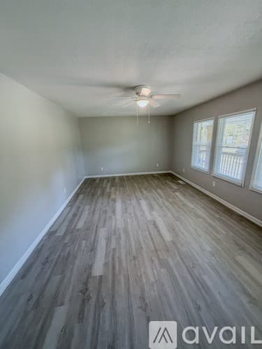 Fort Valley House: 1461 Rolling Hill Road