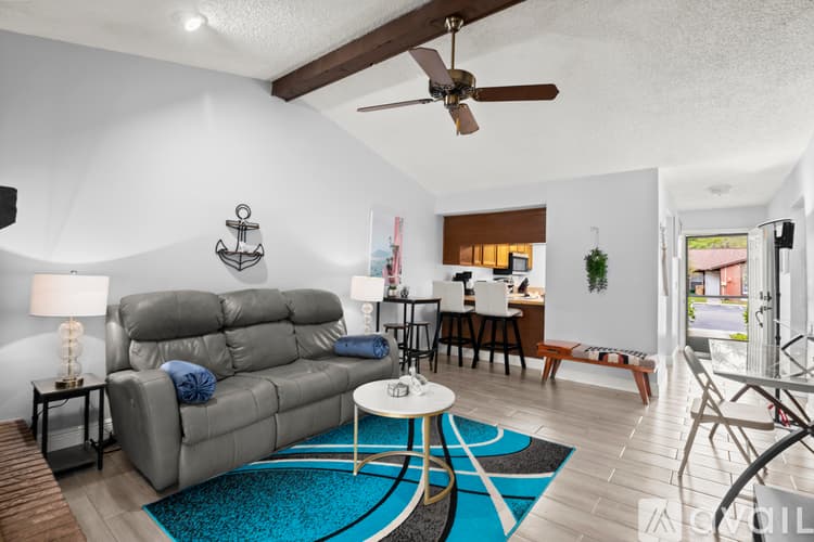 Tampa Townhome: 13011 Purdue Pl