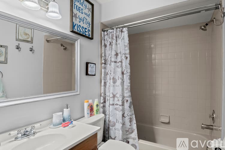 Tampa Townhome: 13011 Purdue Pl
