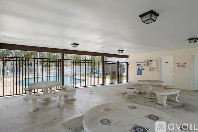 Tampa Townhome: 13011 Purdue Pl