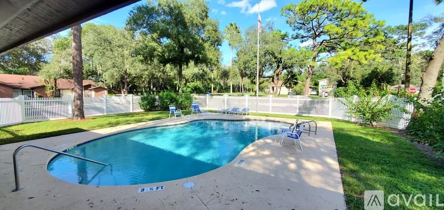 Tampa Townhome: 13011 Purdue Pl