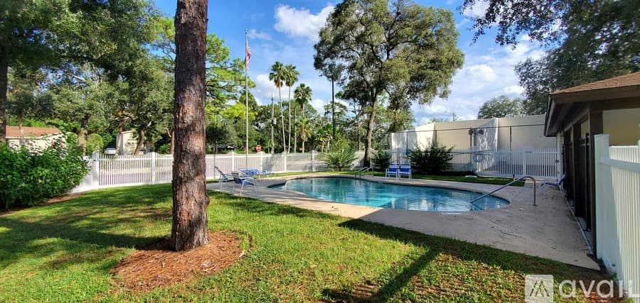 Tampa Townhome: 13011 Purdue Pl