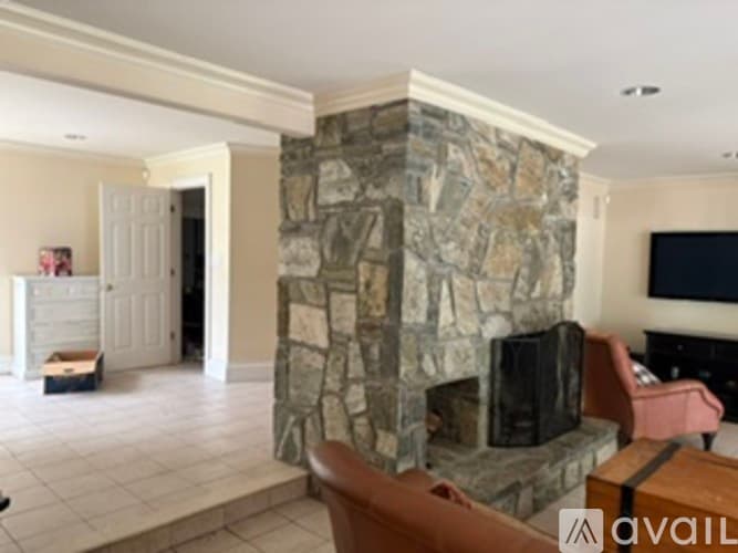Stonington House: 276 North Anguilla Road