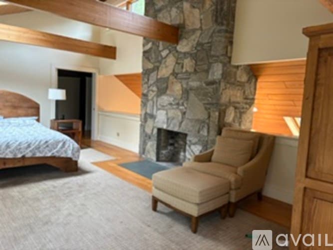 Stonington House: 276 North Anguilla Road