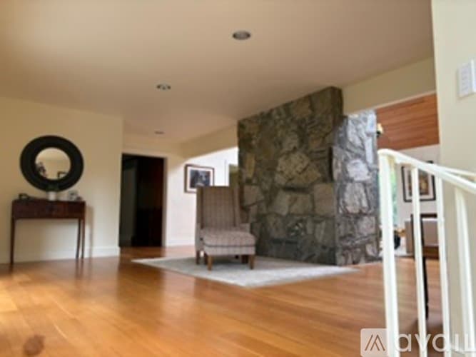 Stonington House: 276 North Anguilla Road