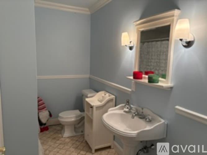 Stonington House: 276 North Anguilla Road