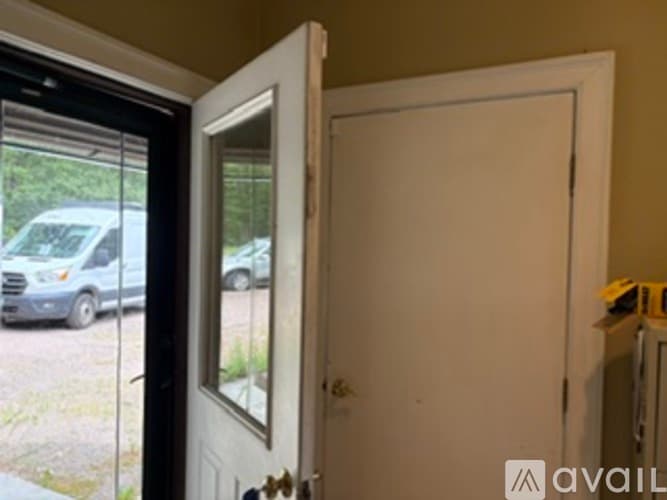 Stonington House: 276 North Anguilla Road