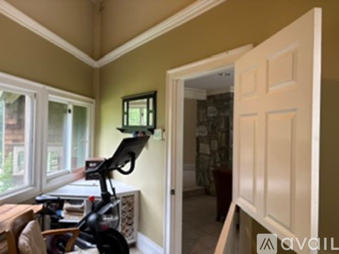 Stonington House: 276 North Anguilla Road