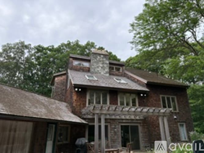 Stonington House: 276 North Anguilla Road
