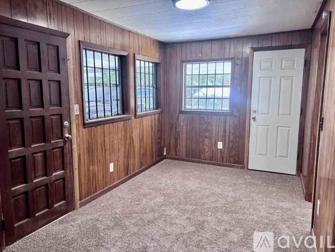 Tallahassee Apartment: 1101 Abraham Street