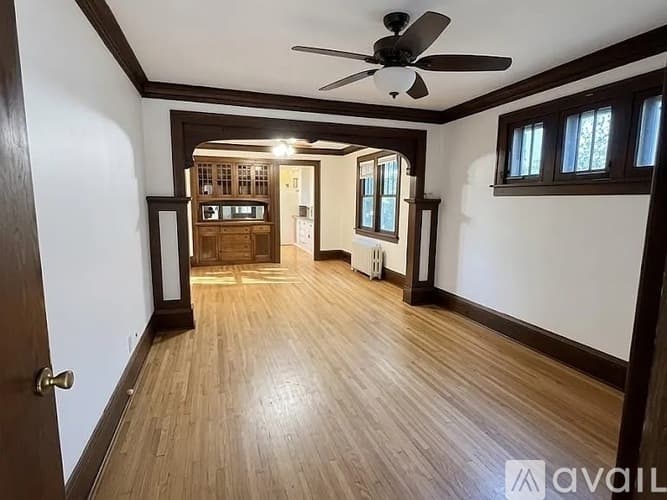 West Saint Paul Apartment: 930 Dodd Rd