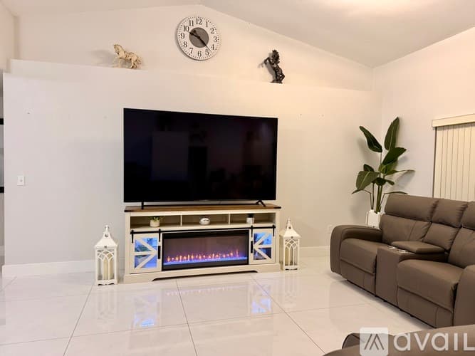 Palm Coast House: 42 Potterville Lane