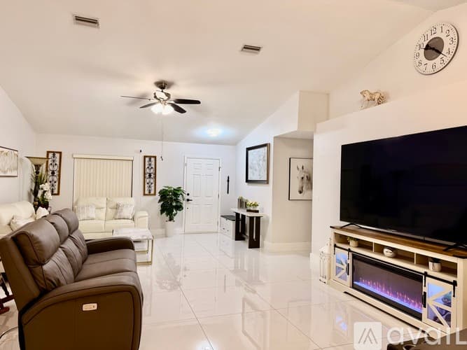Palm Coast House: 42 Potterville Lane