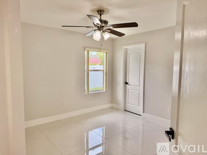 Palm Coast House: 42 Potterville Lane