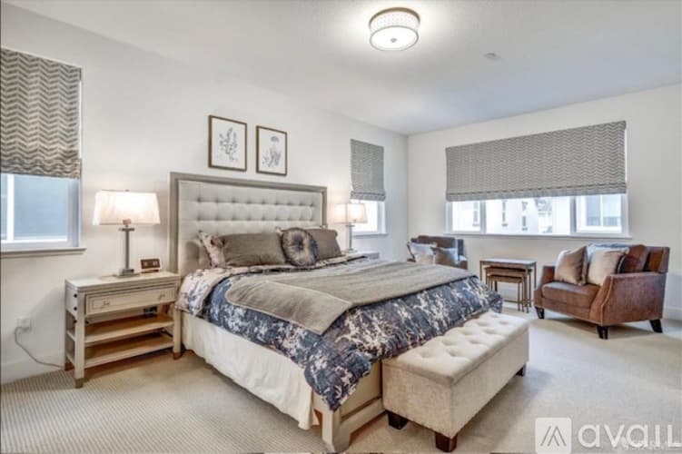 Brentwood House: 245 Sespe Creek Avenue