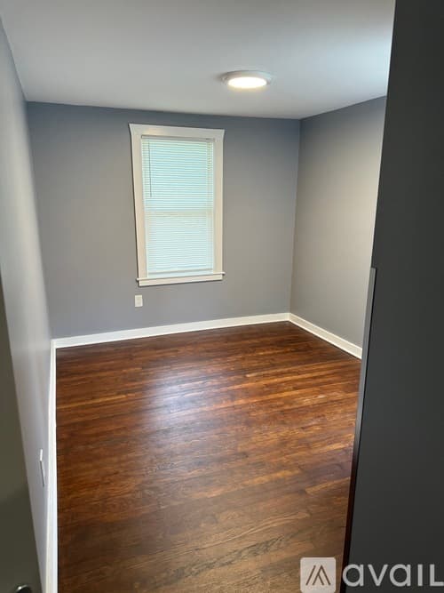New Bedford Apartment: 67 Foster Street