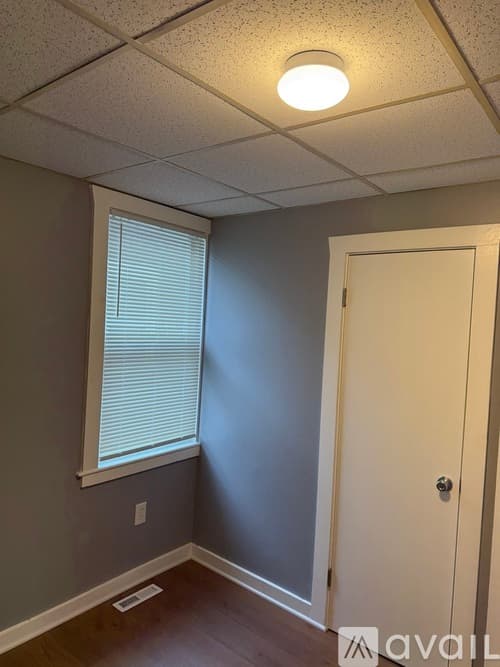 New Bedford Apartment: 67 Foster Street