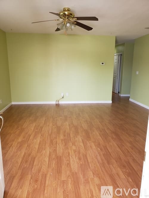 Oakdale House: 446 West J Street
