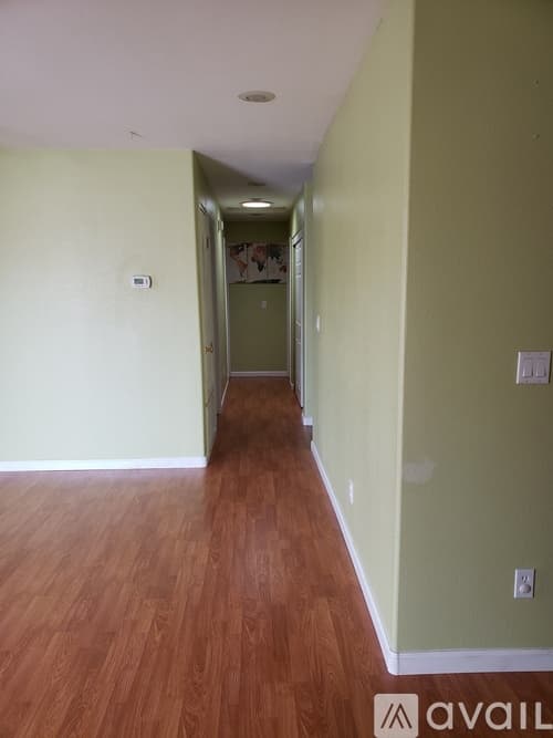 Oakdale House: 446 West J Street
