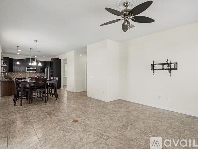 Apollo Beach House: 6417 Key Island Avenue