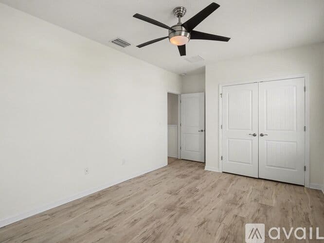 Apollo Beach House: 6417 Key Island Avenue