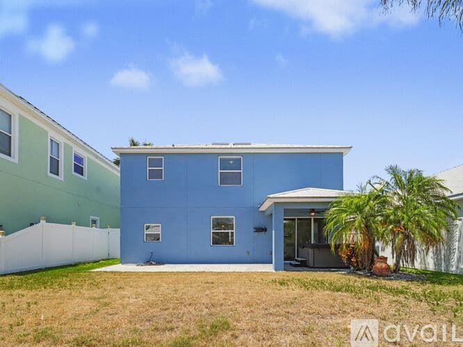 Apollo Beach House: 6417 Key Island Avenue