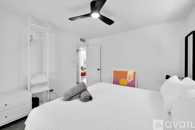 Palm Springs House: 2357 N Viminal Rd