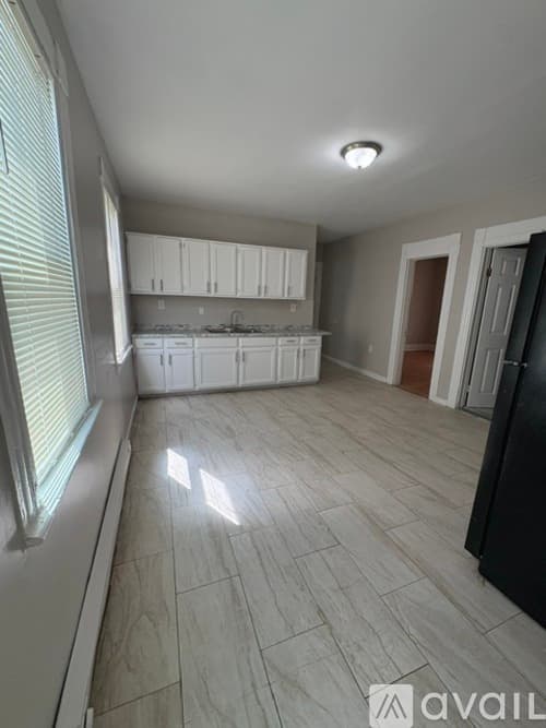 Waterbury Apartment: 56 Ashley St