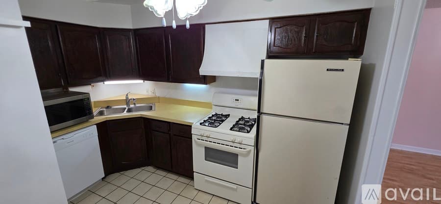 Vernon Hills Condo: 3 Timber Lane