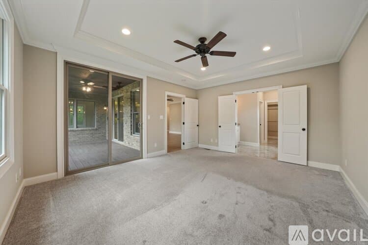 Knoxville House: 1833 Rockford Ln