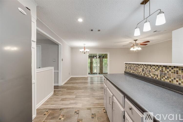 North Richland Hills House: 7100 Lowery Lane