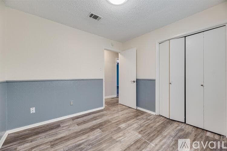 North Richland Hills House: 7100 Lowery Lane