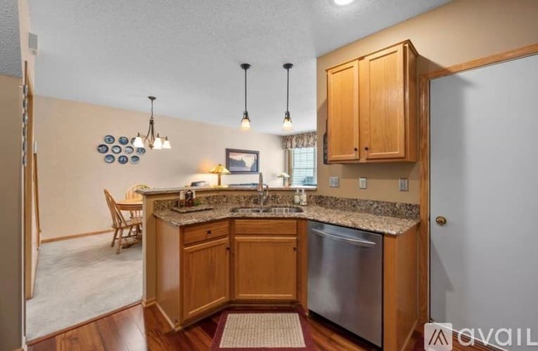 Apple Valley Townhome: 15030 Dunwood Trail