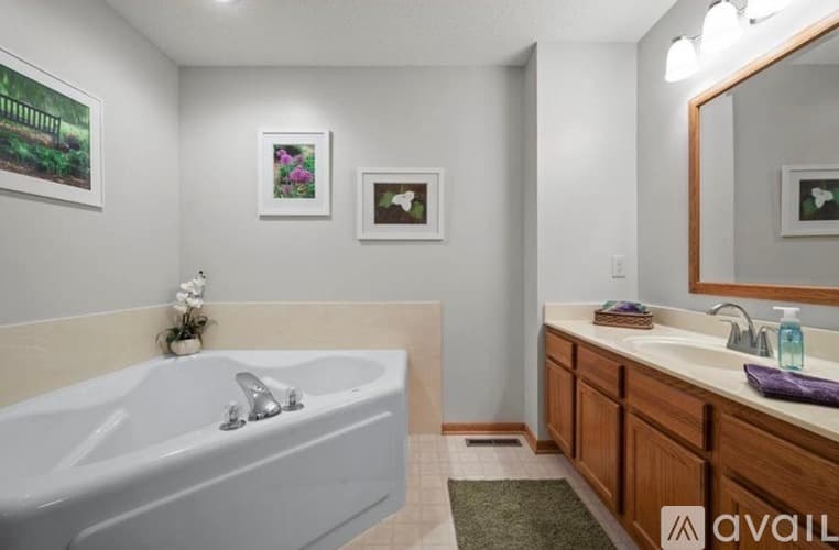 Apple Valley Townhome: 15030 Dunwood Trail