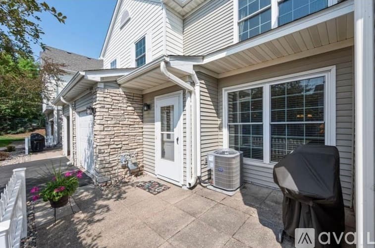 Apple Valley Townhome: 15030 Dunwood Trail