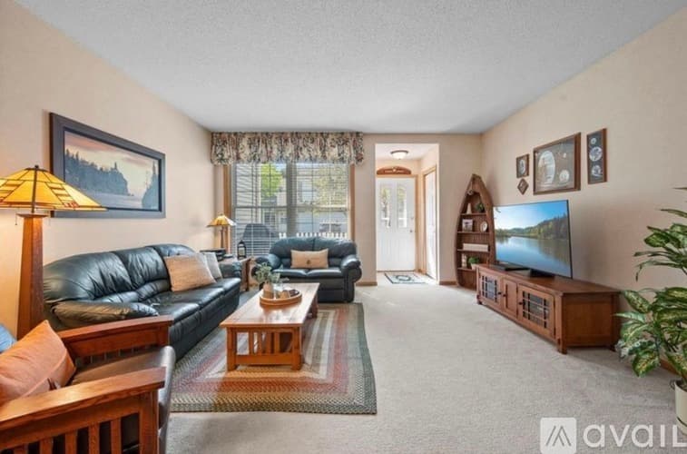 Apple Valley Townhome: 15030 Dunwood Trail