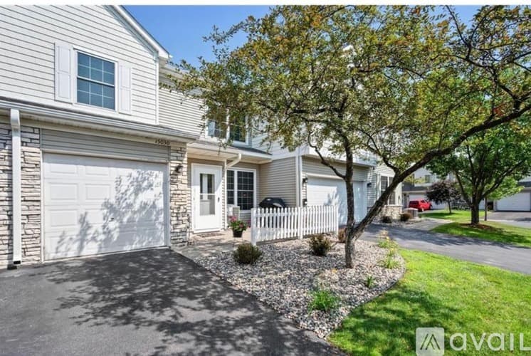 Apple Valley Townhome: 15030 Dunwood Trail