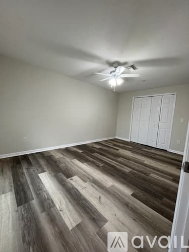 Fort Myers House: 18198 Adams Cir