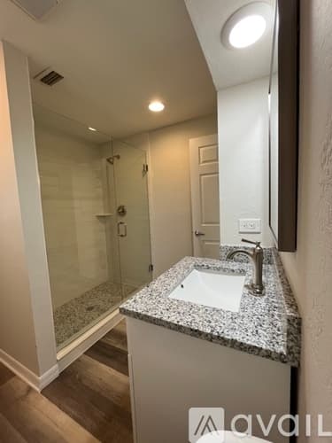 Fort Myers House: 18198 Adams Cir