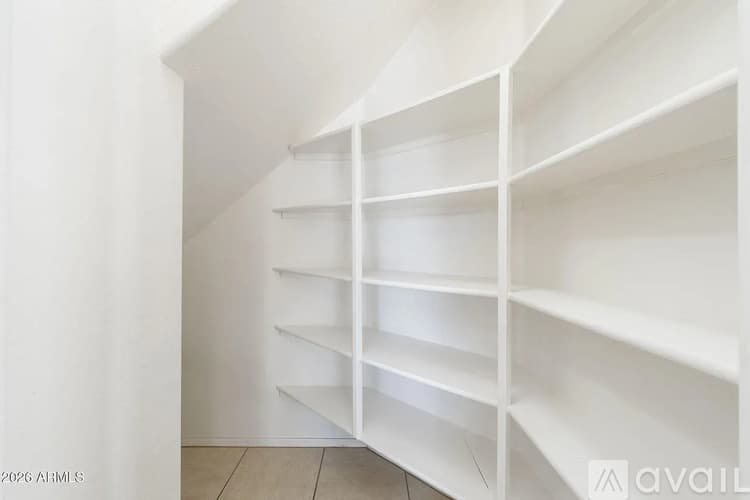 Phoenix House: 6518 W Bent Tree Dr