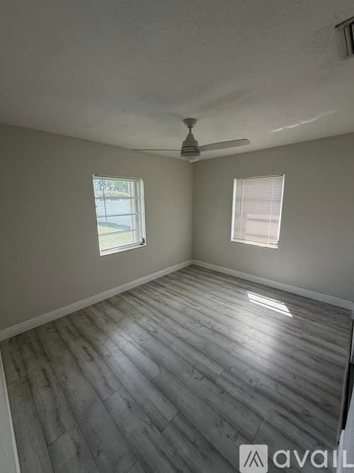 Fort Lauderdale House: 4730 Northeast 3rd Avenue