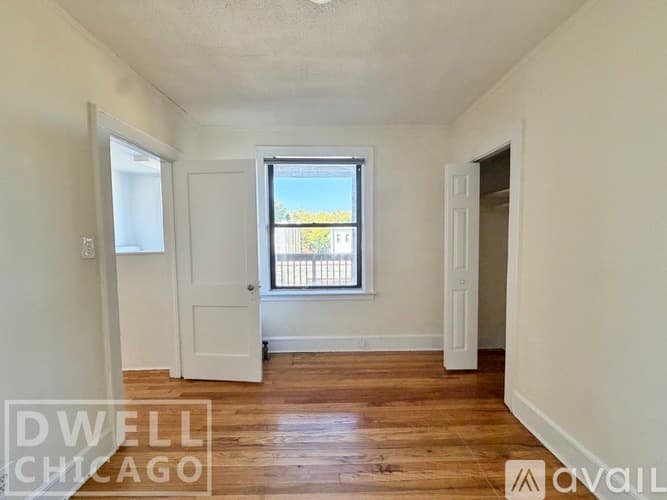Chicago Apartment: 2330 N Spaulding Ave