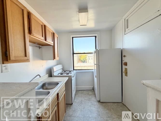 Chicago Apartment: 2330 N Spaulding Ave