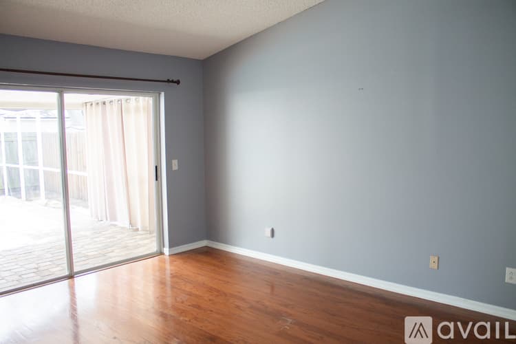 Valrico House: 1135 Hardwood Drive