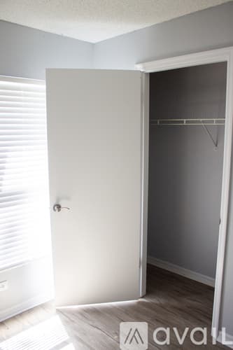 Valrico House: 1135 Hardwood Drive